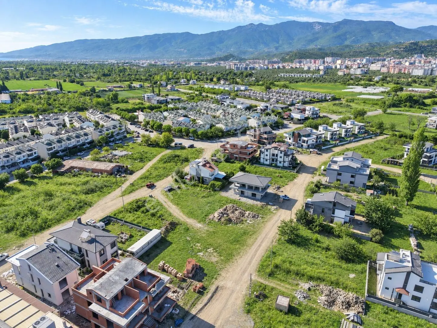 Mera Emlaktan Hamidiye Mah. 2 Villalık 324m2 E:0.75 İmarlı Arsa — fotoğraf 19
