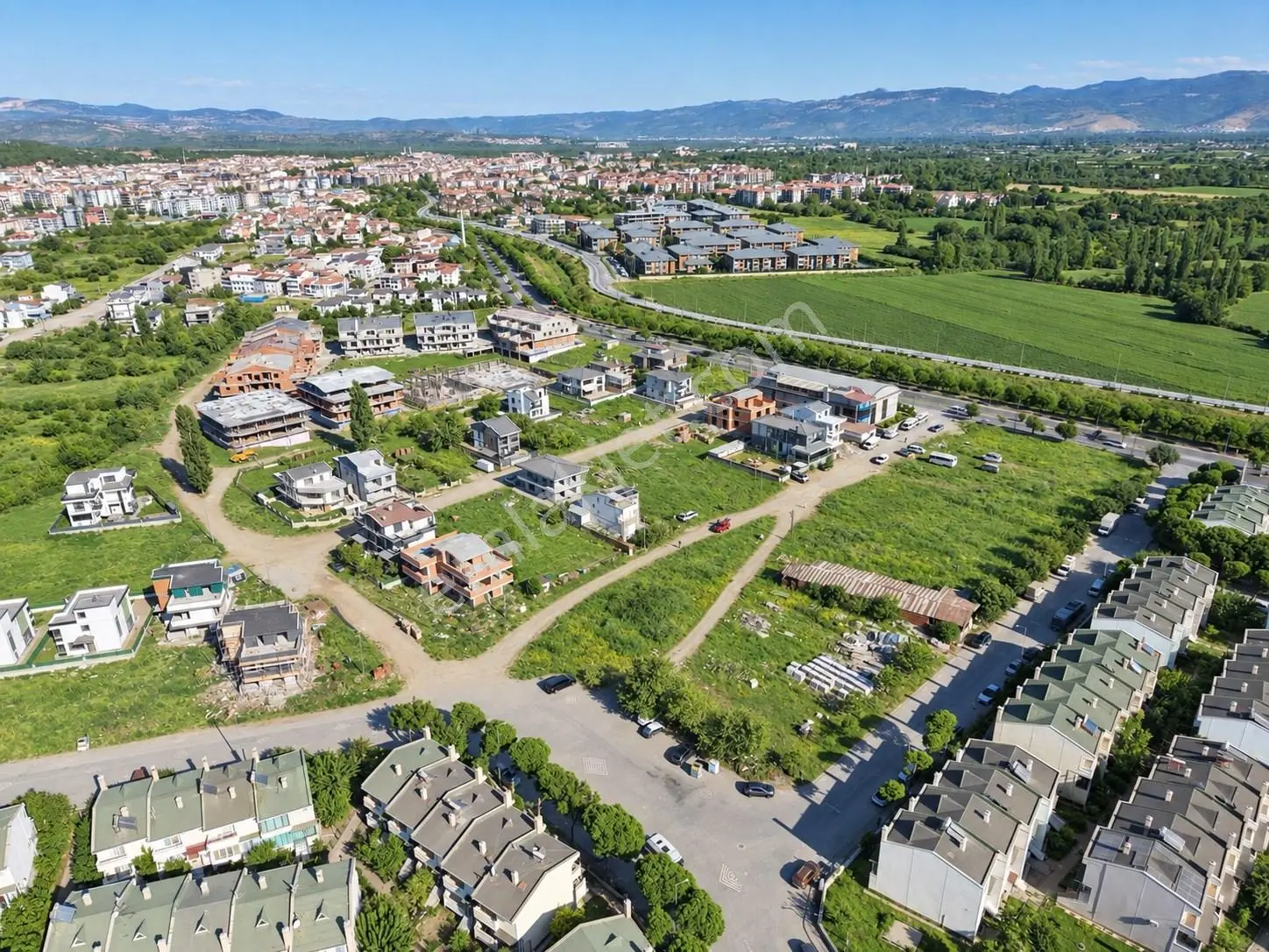 Mera Emlaktan Hamidiye Mah. 2 Villalık 324m2 E:0.75 İmarlı Arsa — fotoğraf 21
