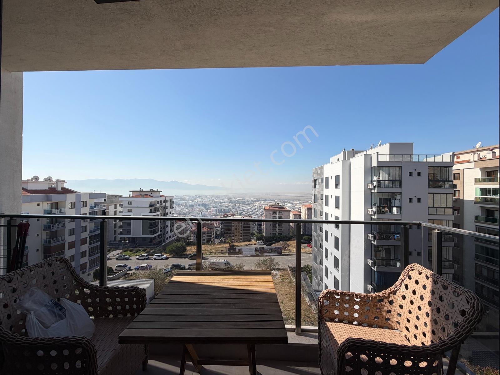 Çiğli Esentepe Mah. Yeni Binada Satılık 3+1 Daire — fotoğraf 9