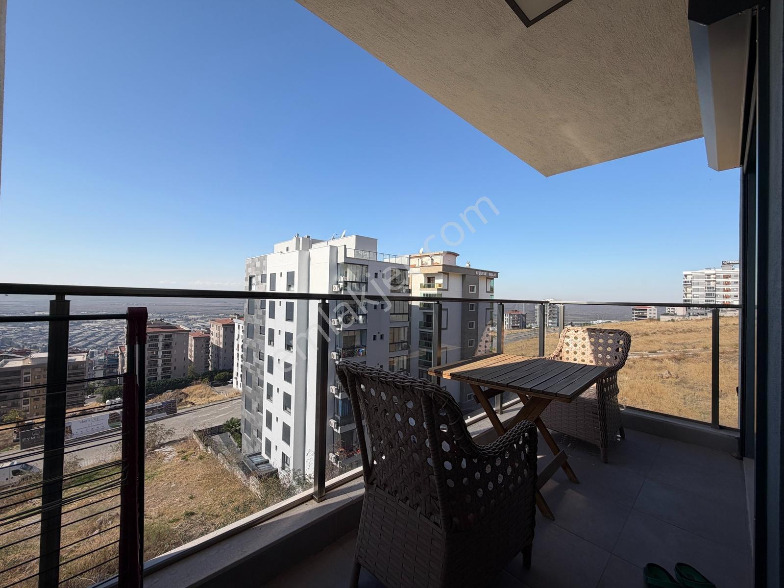 Çiğli Esentepe Mah. Yeni Binada Satılık 3+1 Daire — fotoğraf 11