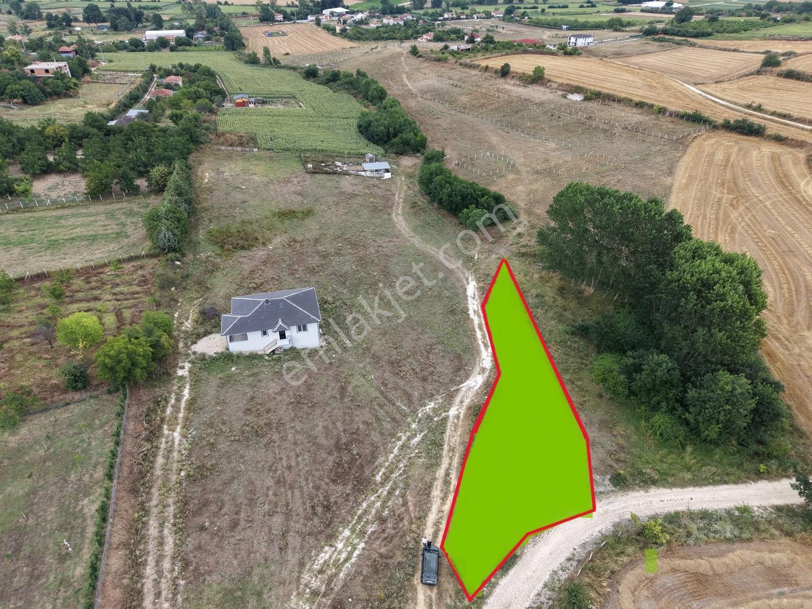 Vize Develi Köyünde 1.262 M2 Müstakil Tek Tapu Satılık Arsa — fotoğraf 3