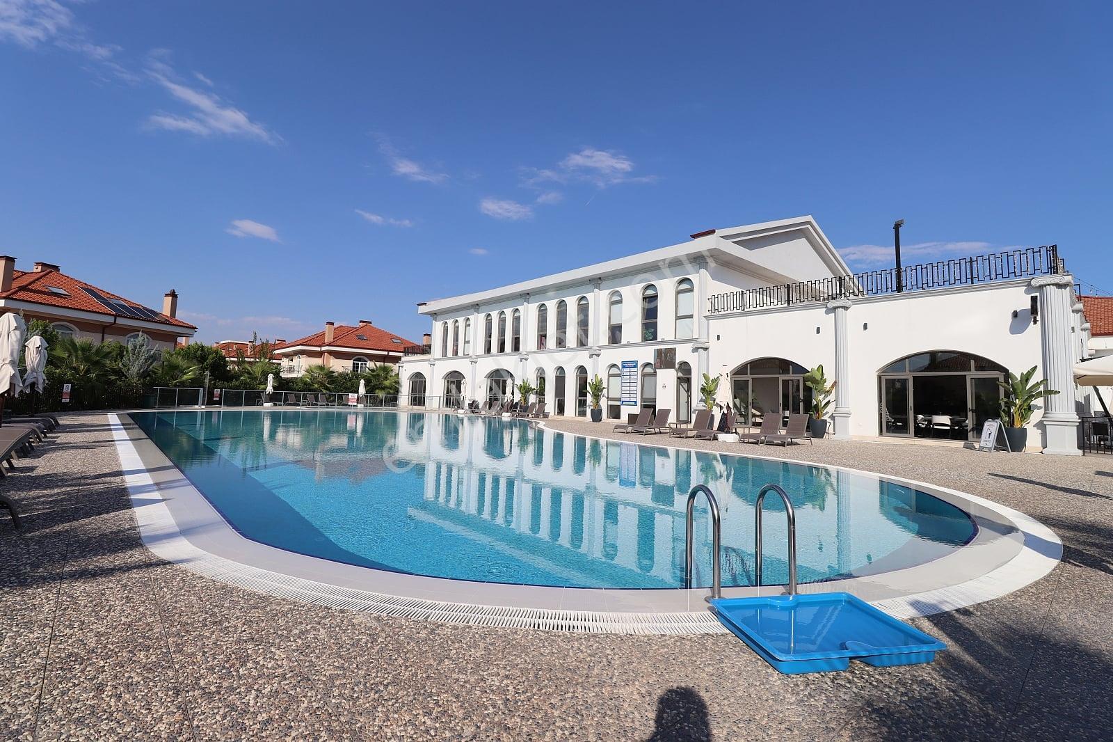 Döşemealtı Vali Konakları 2'de Eşyalı Tripleks Villa | Tekce — fotoğraf 3