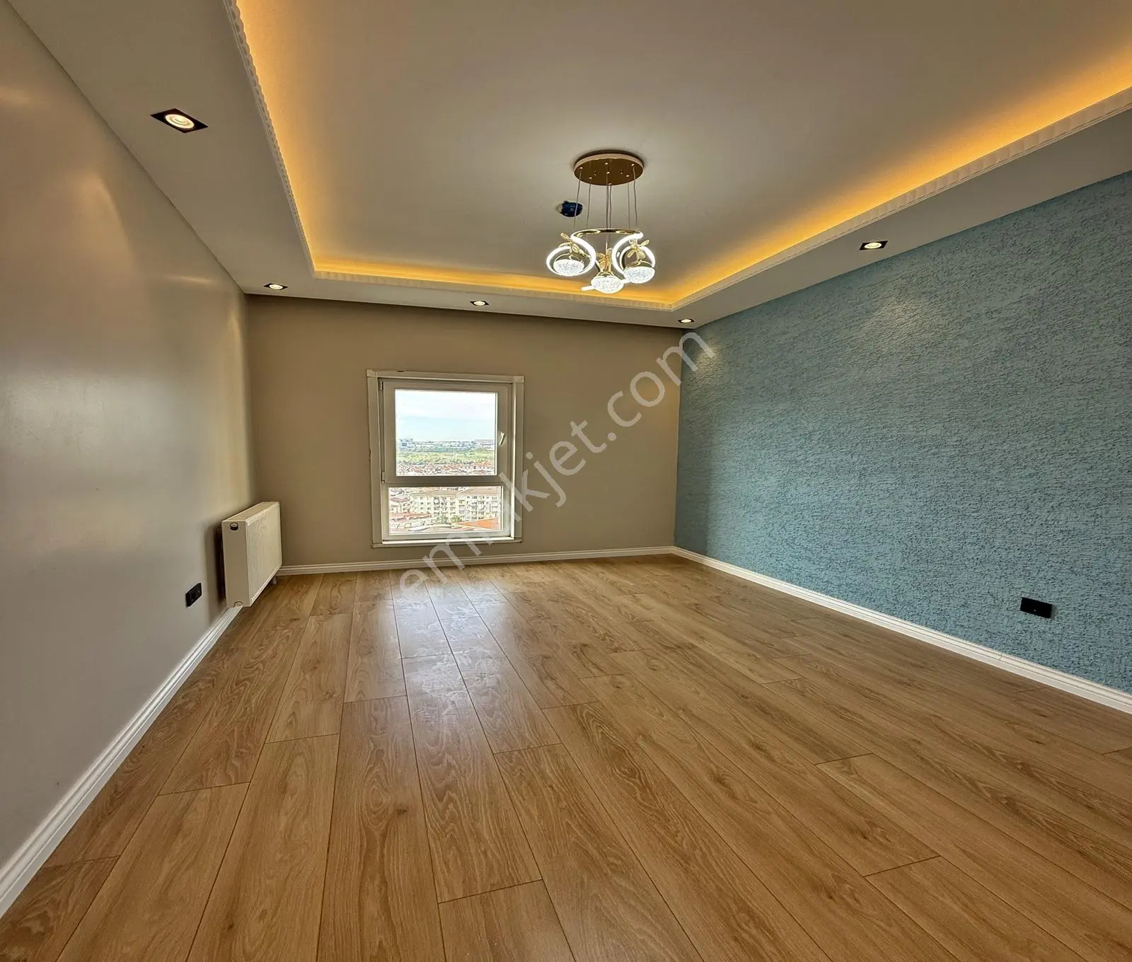 Site İçi Metrobüse Yakın 2+1 Dekorlu Acil Satılık Daire — fotoğraf 17