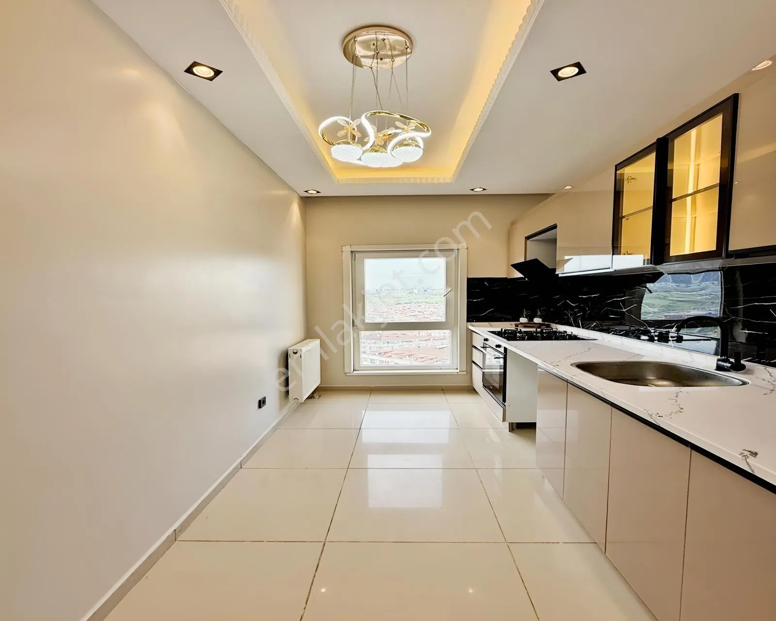Site İçi Metrobüse Yakın 2+1 Dekorlu Acil Satılık Daire — fotoğraf 20