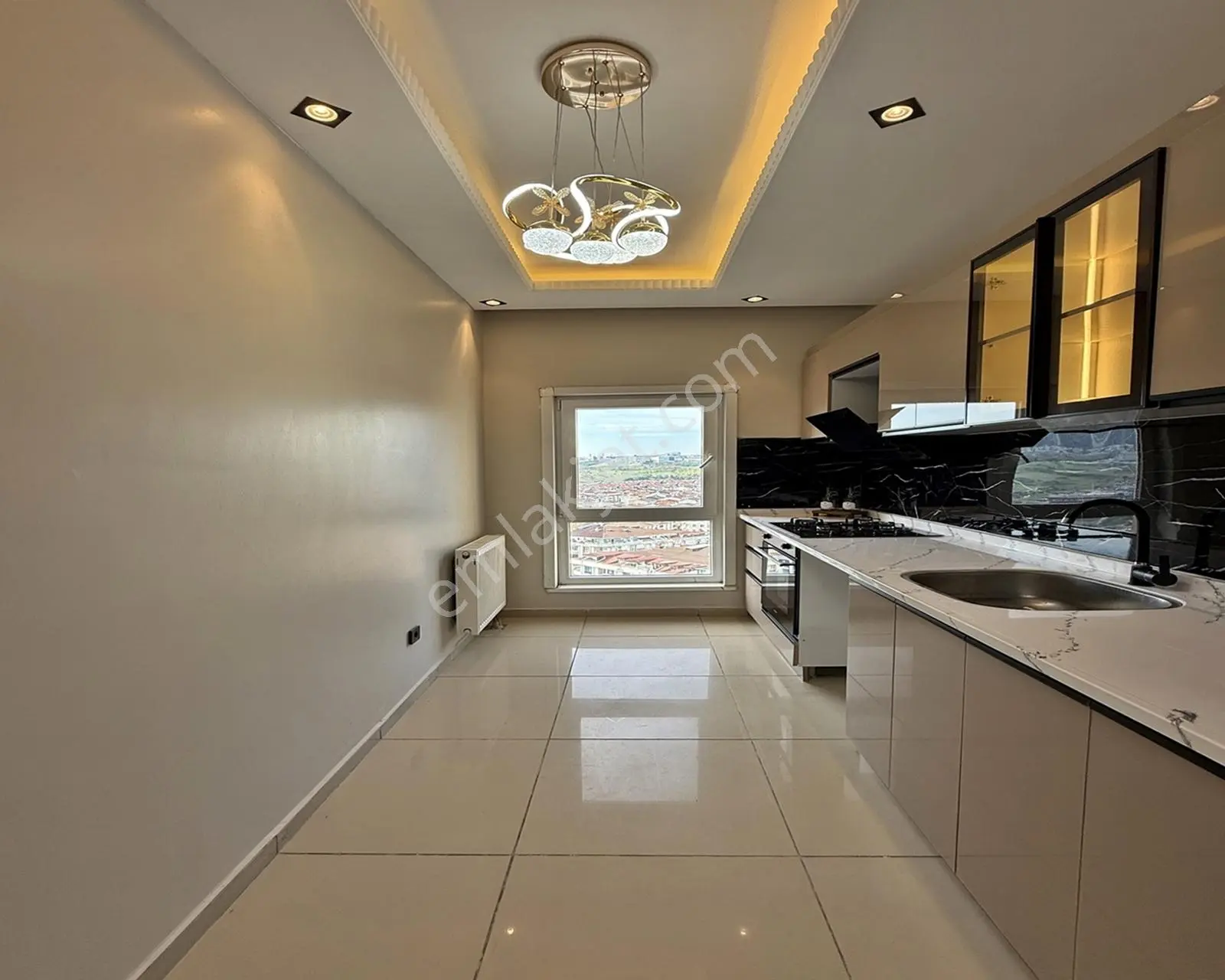 Site İçi Metrobüse Yakın 2+1 Dekorlu Acil Satılık Daire — fotoğraf 22