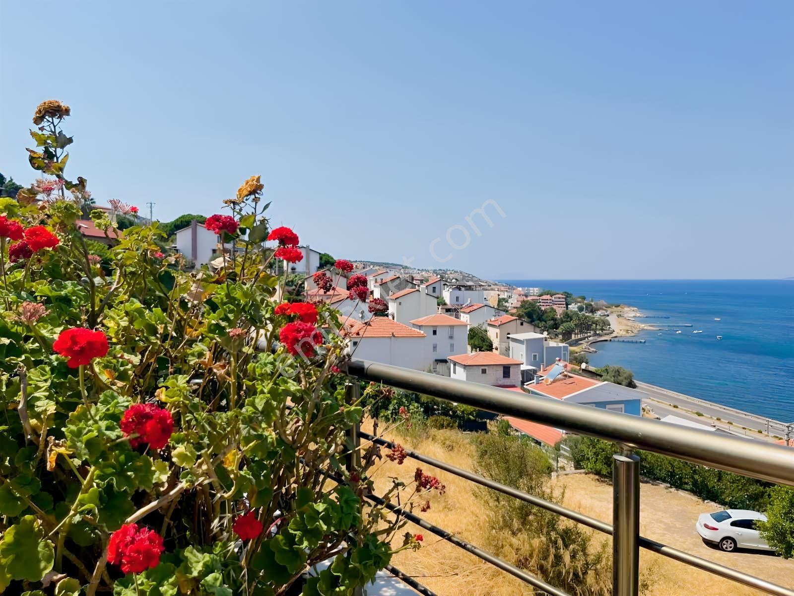 27 Yeni Foçada Deniz Manzaralı 6+1 Satılık Müstakil Villa — fotoğraf 6