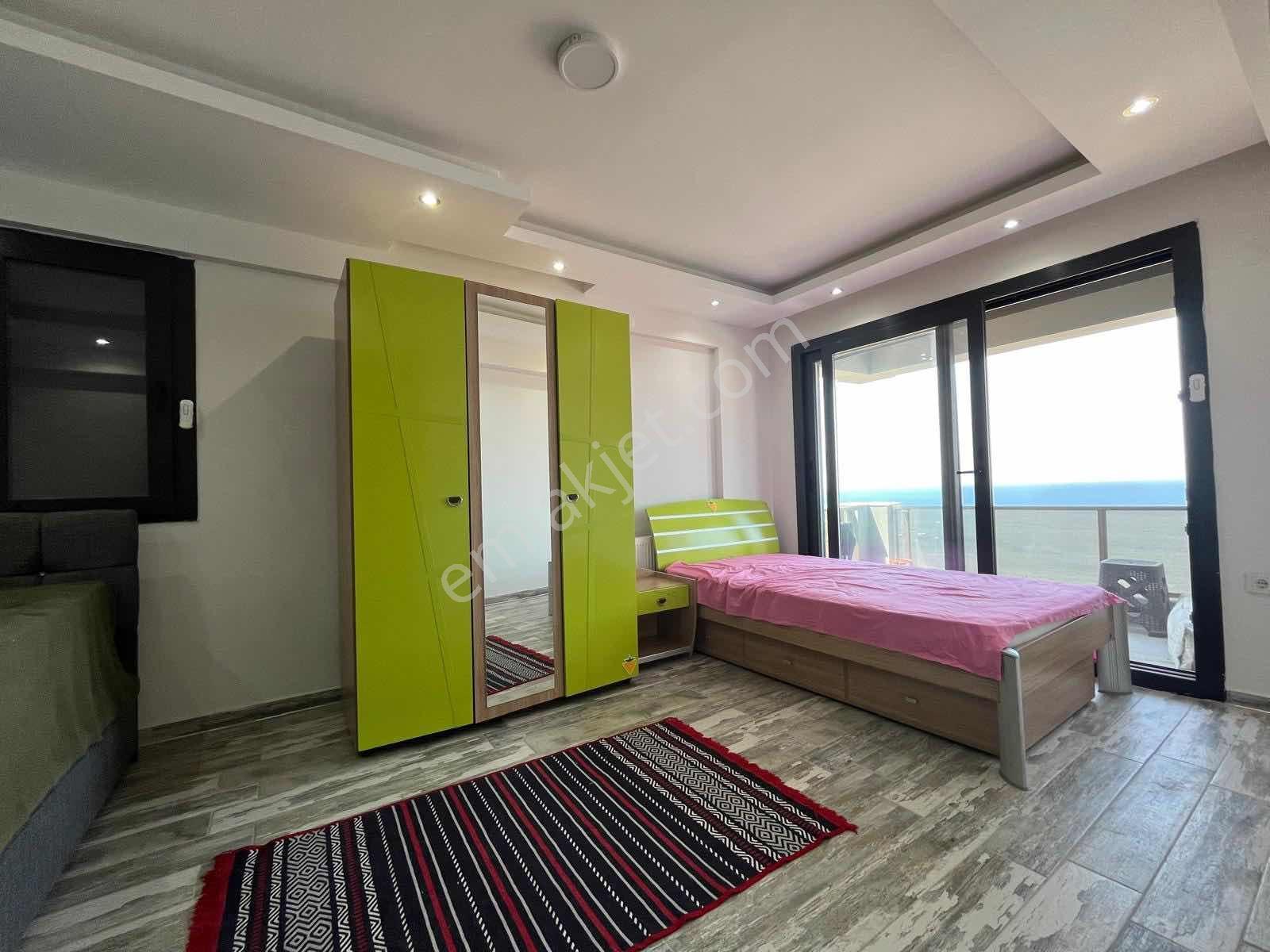 27 Yeni Foçada Deniz Manzaralı 6+1 Satılık Müstakil Villa — fotoğraf 23