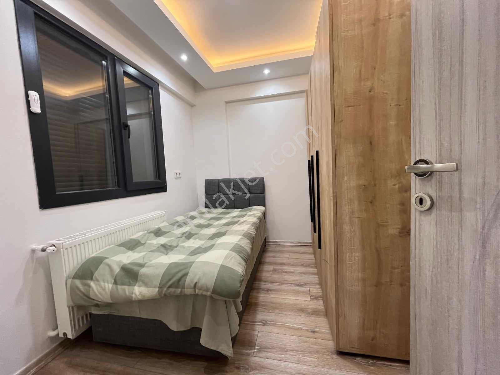 27 Yeni Foçada Deniz Manzaralı 6+1 Satılık Müstakil Villa — fotoğraf 28
