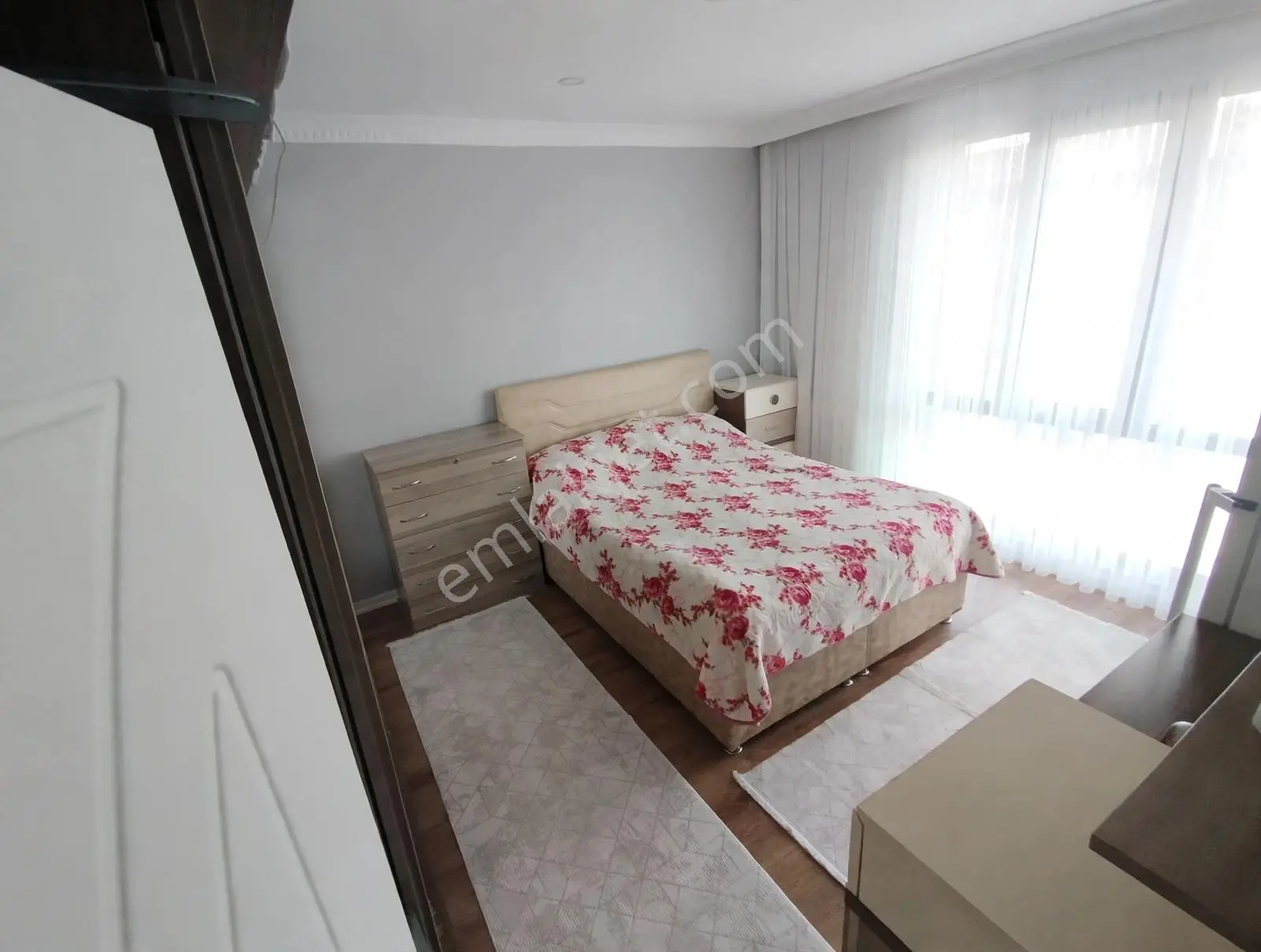 Arnavutköy Taşolukta Satılık Geniş 1+1 Daire — fotoğraf 12