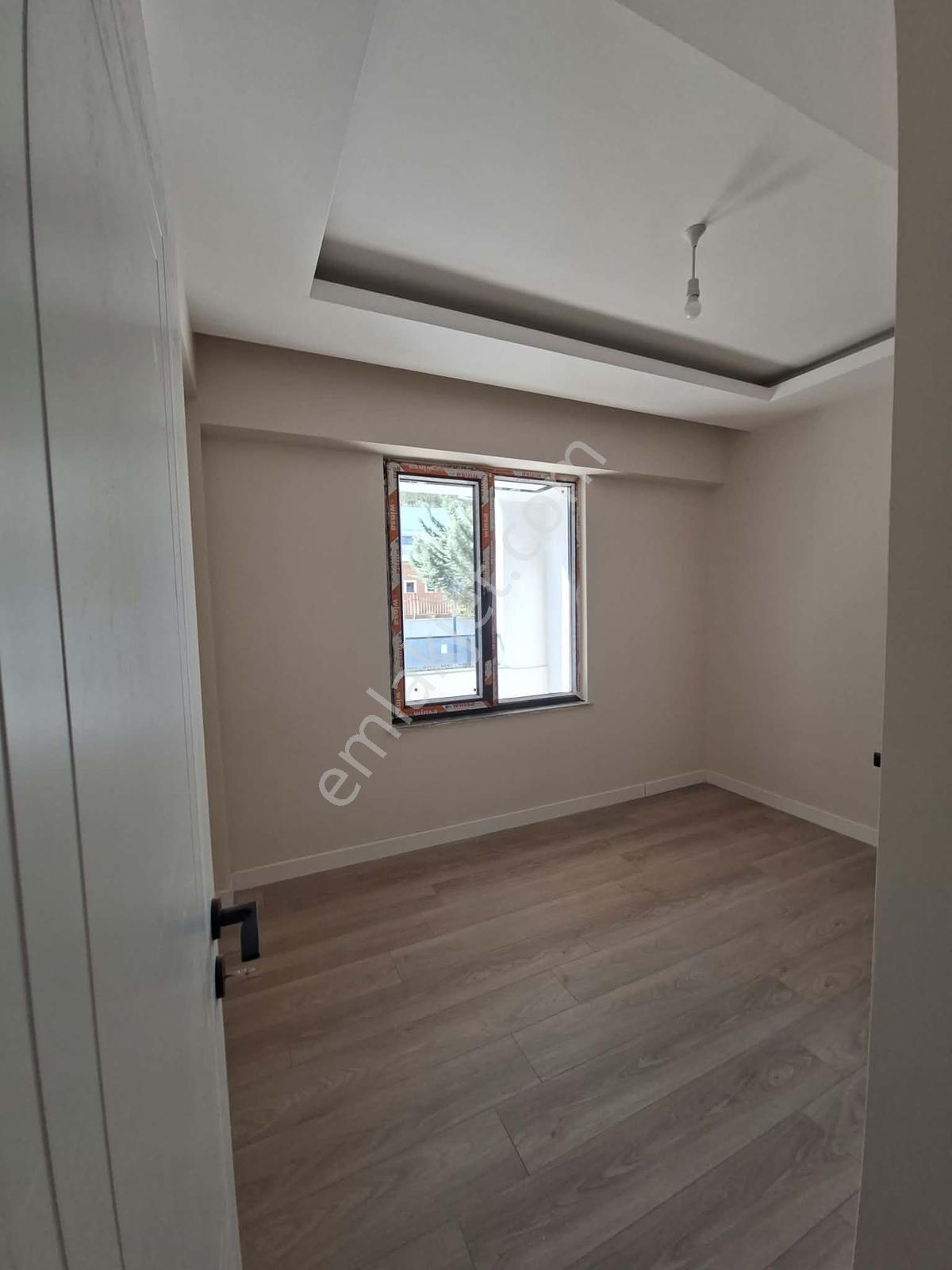 Değişim Emlak'tan Kışla Lıyf Apartmanın Da Satılık 2,5+1 Daire — fotoğraf 8