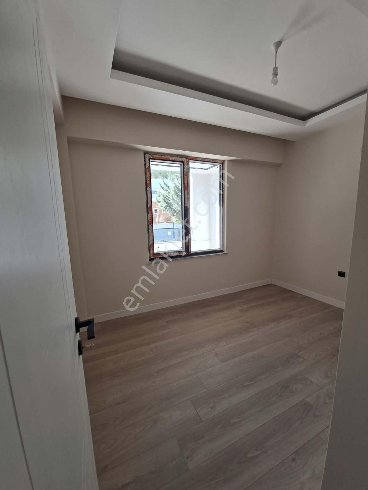 Değişim Emlak'tan Kışla Lıyf Apartmanın Da Satılık 2,5+1 Daire — fotoğraf 13