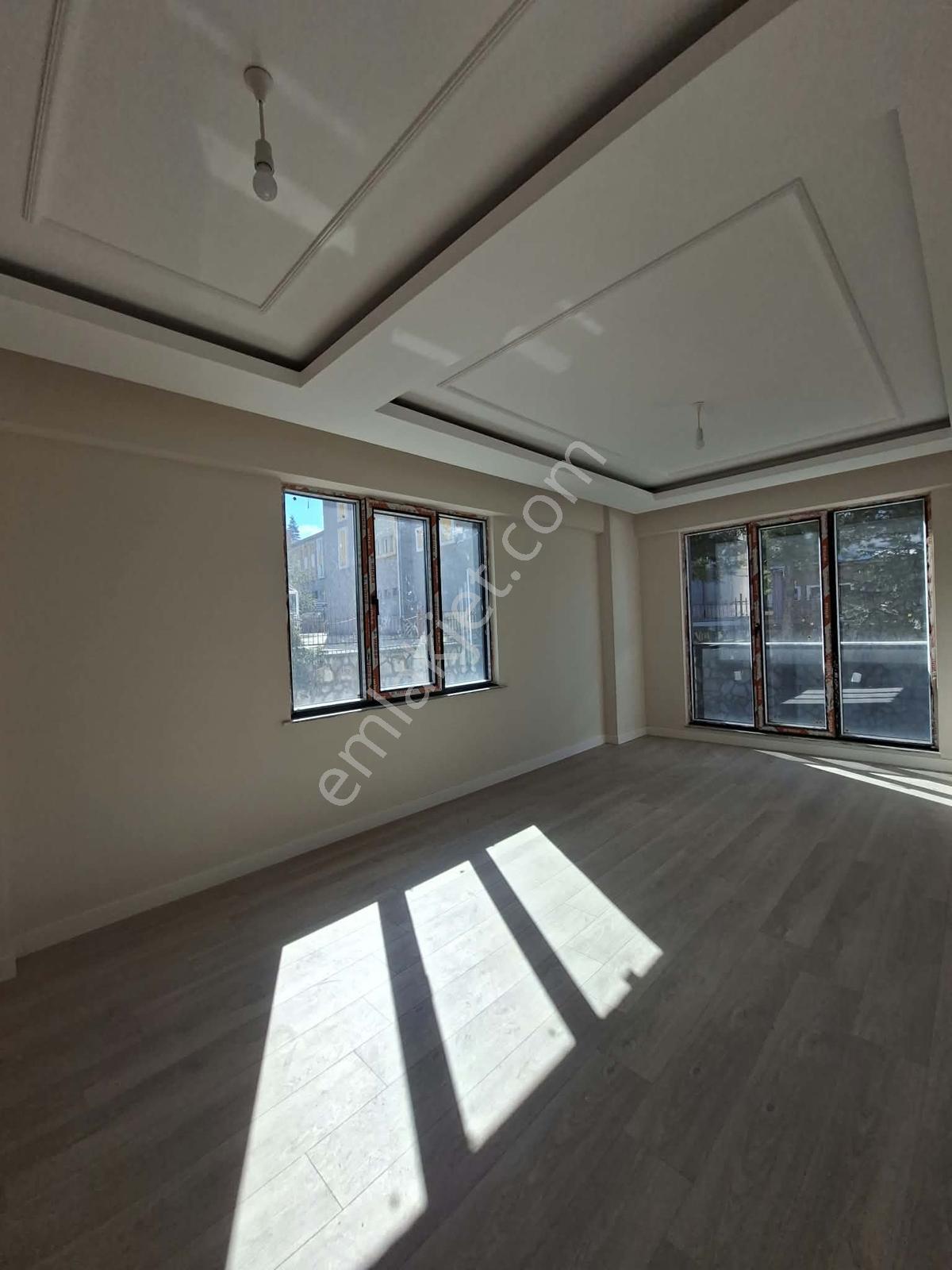 Değişim Emlak'tan Kışla Lıyf Apartmanın Da Satılık 2,5+1 Daire — fotoğraf 16
