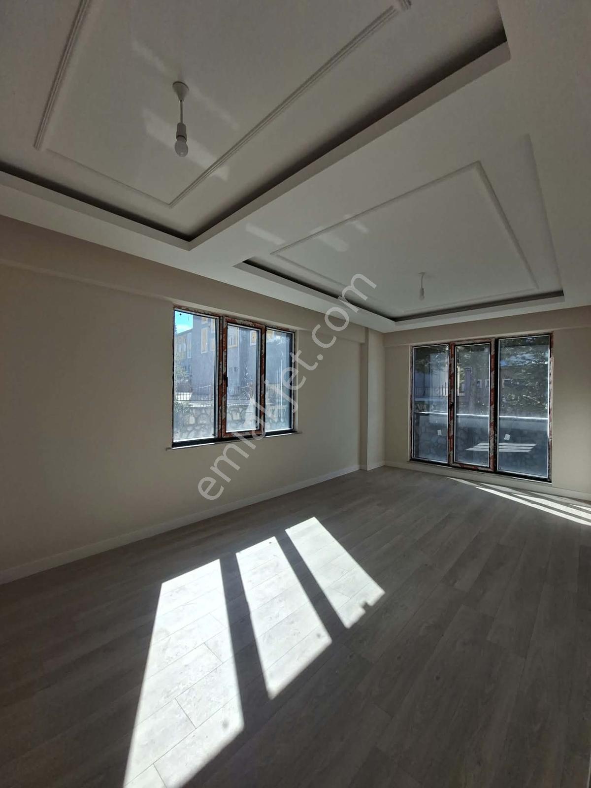 Değişim Emlak'tan Kışla Lıyf Apartmanın Da Satılık 2,5+1 Daire — fotoğraf 20