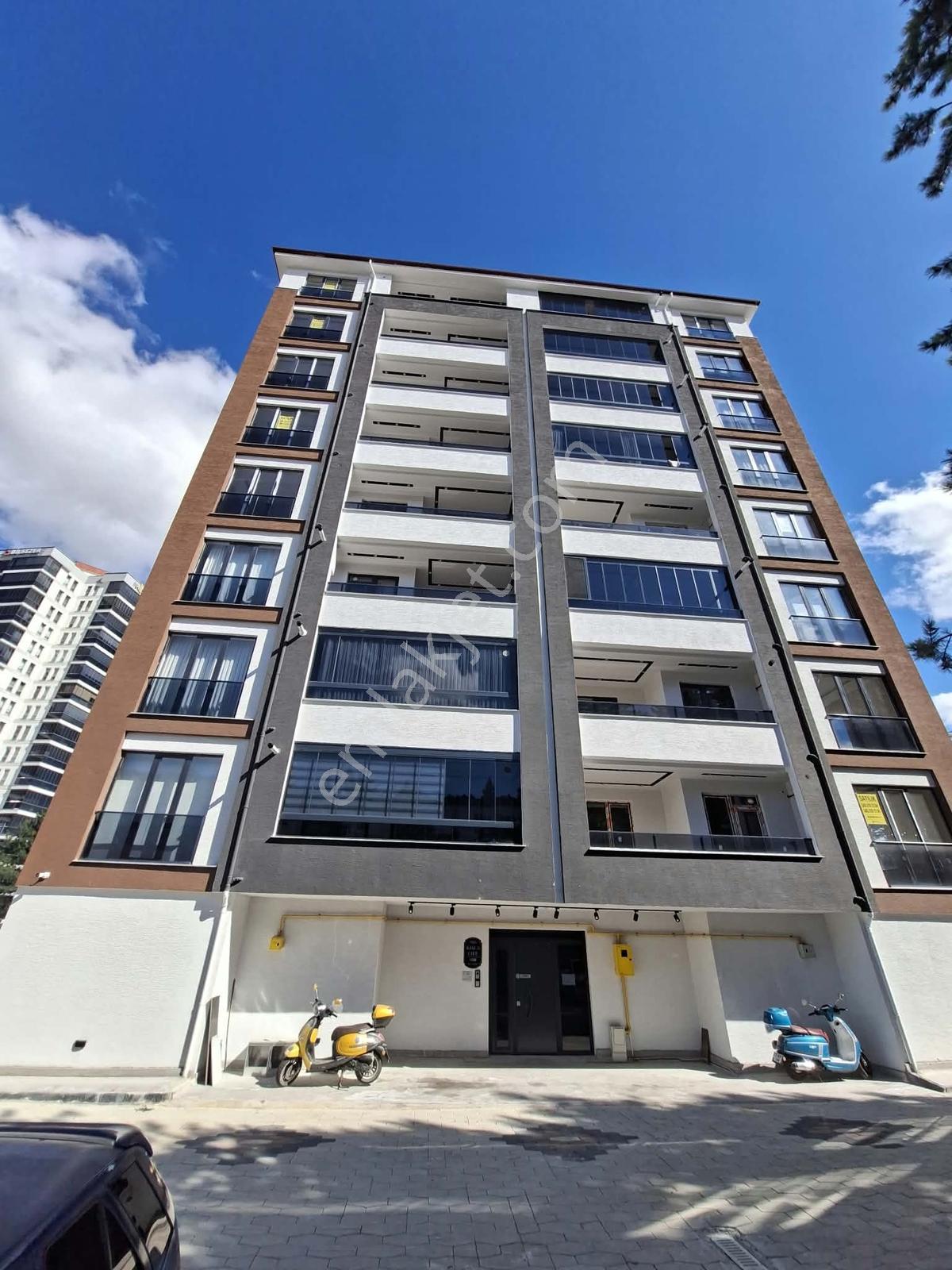 Değişim Emlak'tan Kışla Lıyf Apartmanın Da Satılık 2,5+1 Daire — fotoğraf 23