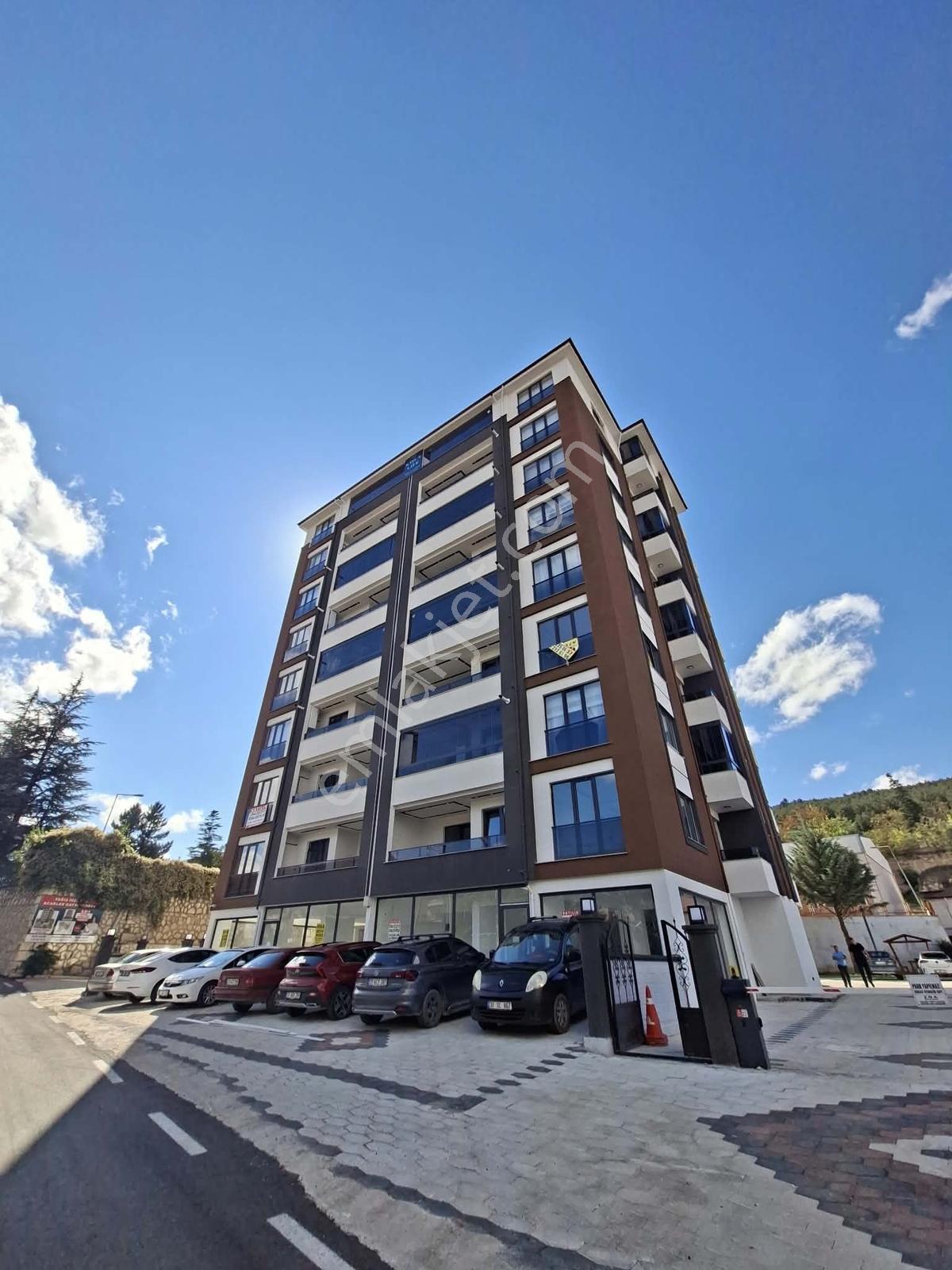 Değişim Emlak'tan Kışla Lıyf Apartmanın Da Satılık 2,5+1 Daire — fotoğraf 24