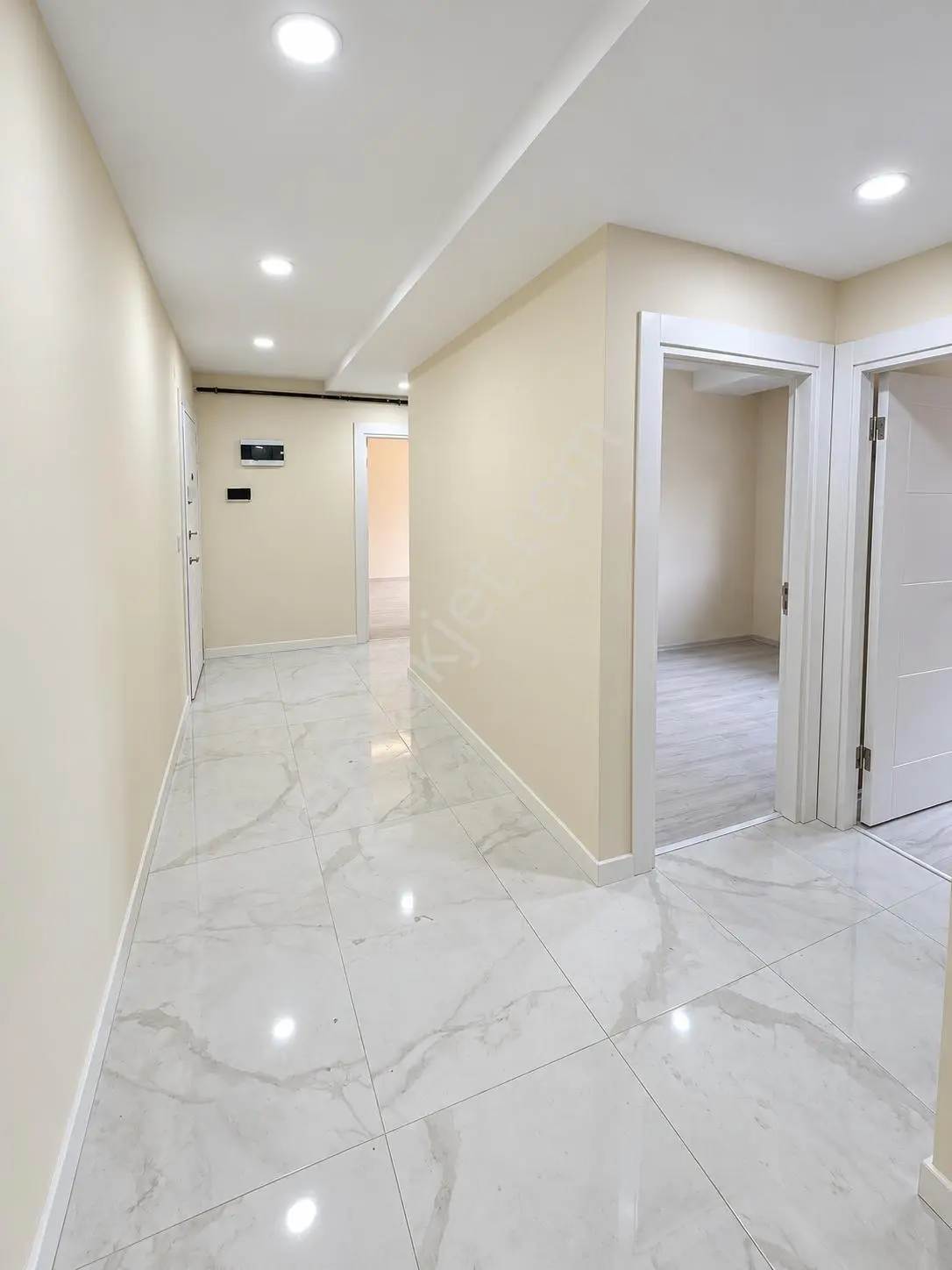 Marmaray'a Yürüme Mesafesinde / 3+1 Sıfır Daire / 117m2 Brüt — fotoğraf 3