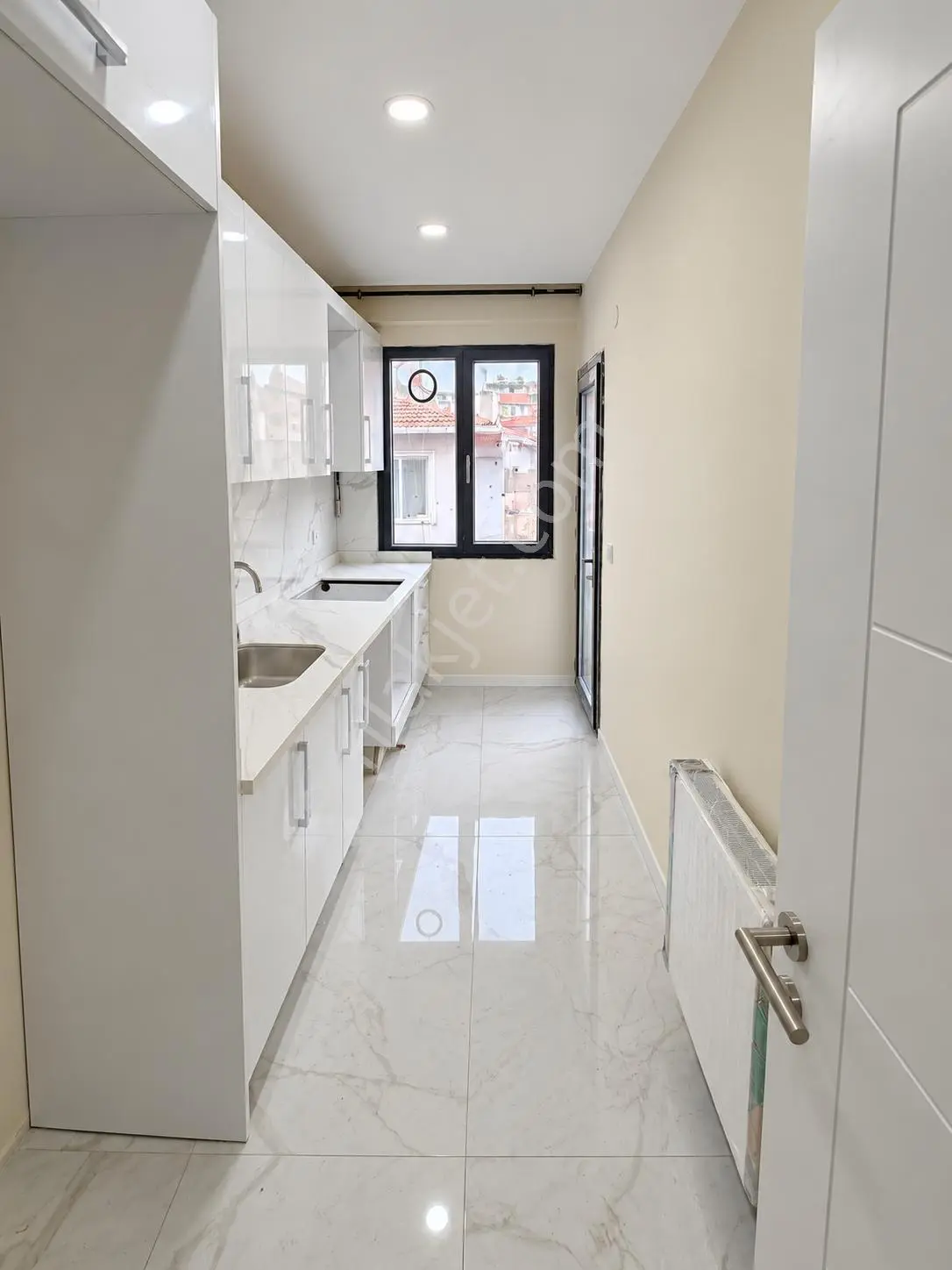 Marmaray'a Yürüme Mesafesinde / 3+1 Sıfır Daire / 117m2 Brüt — fotoğraf 10