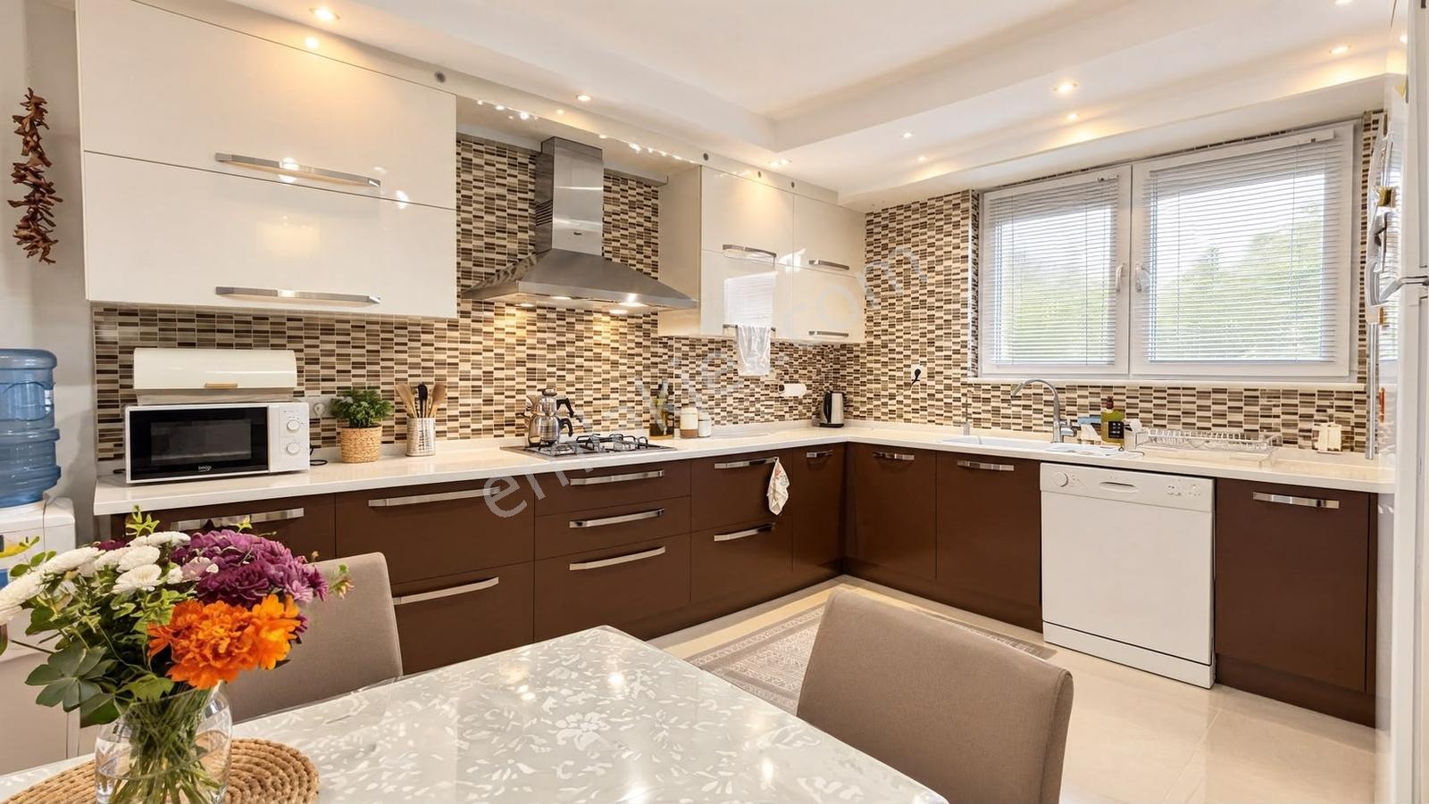 Demirler'Den Kuşpınar'Da 4+1 Satılık Daire