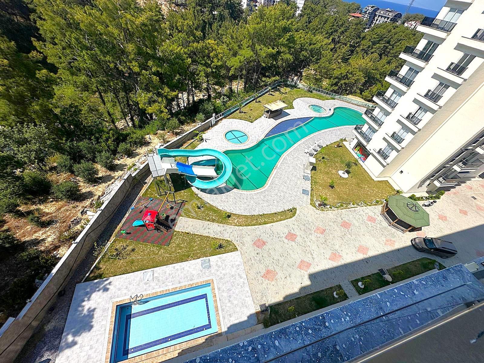 Full Aktiviteli Site İçerisinde Deniz Manzaralı 1+1 Daire — fotoğraf 2