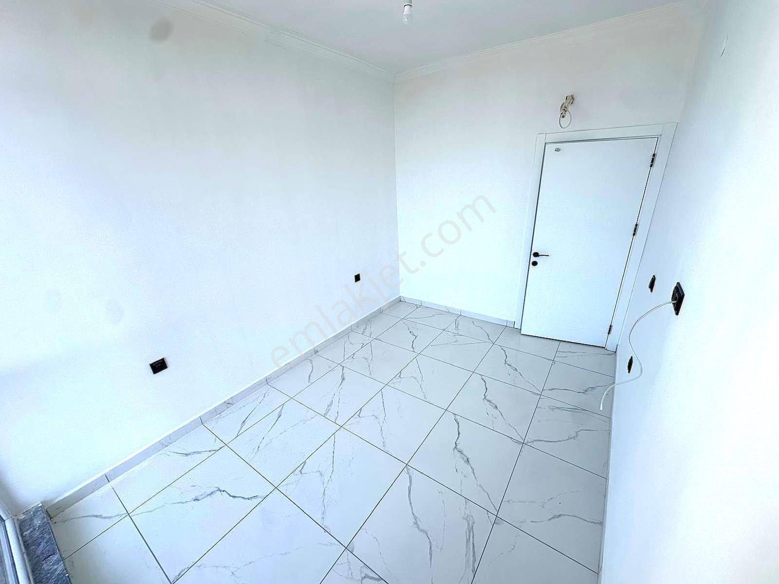 Full Aktiviteli Site İçerisinde Deniz Manzaralı 1+1 Daire — fotoğraf 11