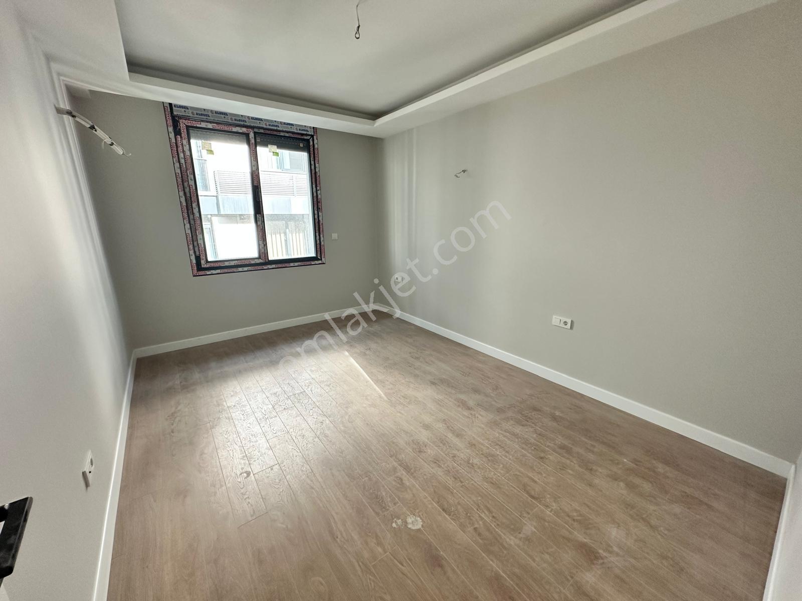Üsküdar Atunizade'de Merkezi Konum Site İçinde 3+2 Dubleks — fotoğraf 6