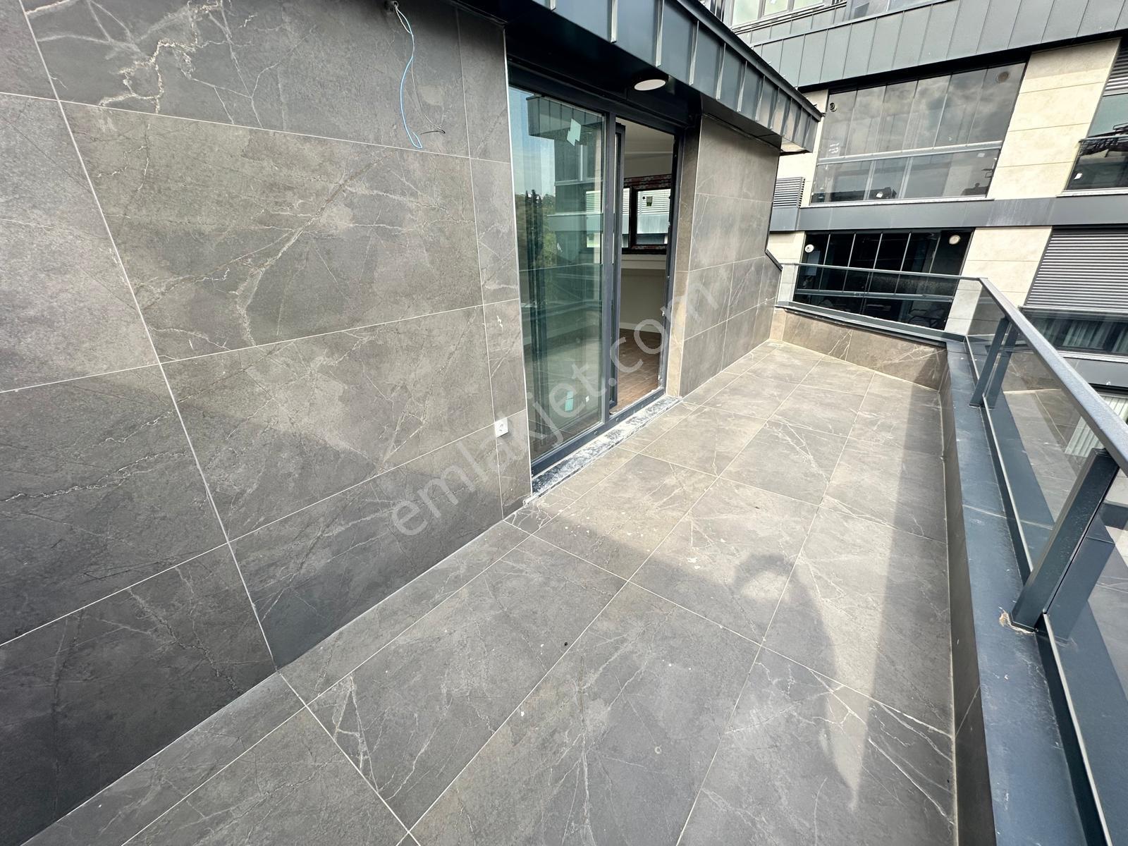 Üsküdar Atunizade'de Merkezi Konum Site İçinde 3+2 Dubleks — fotoğraf 28