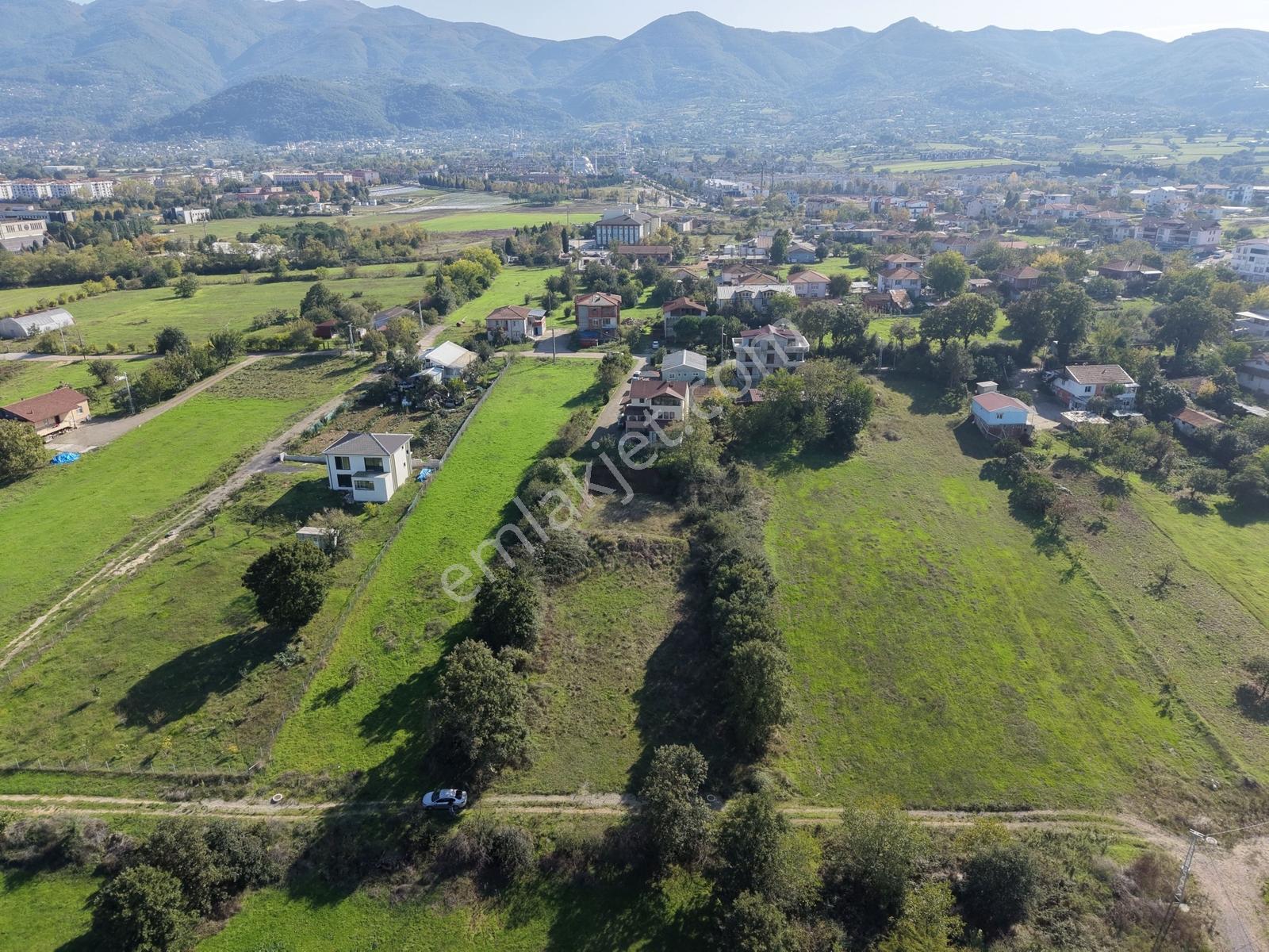 Kartepe'de Satılık 0.60 Emsal Manzaralı Arsa — fotoğraf 19