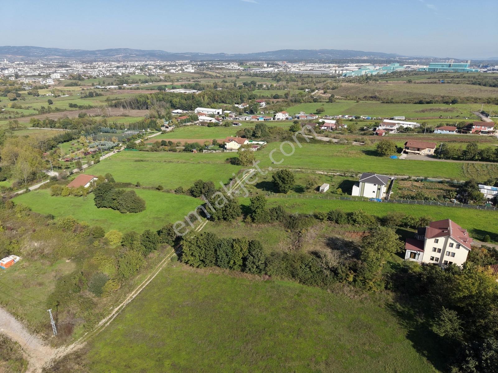 Kartepe'de Satılık 0.60 Emsal Manzaralı Arsa — fotoğraf 26