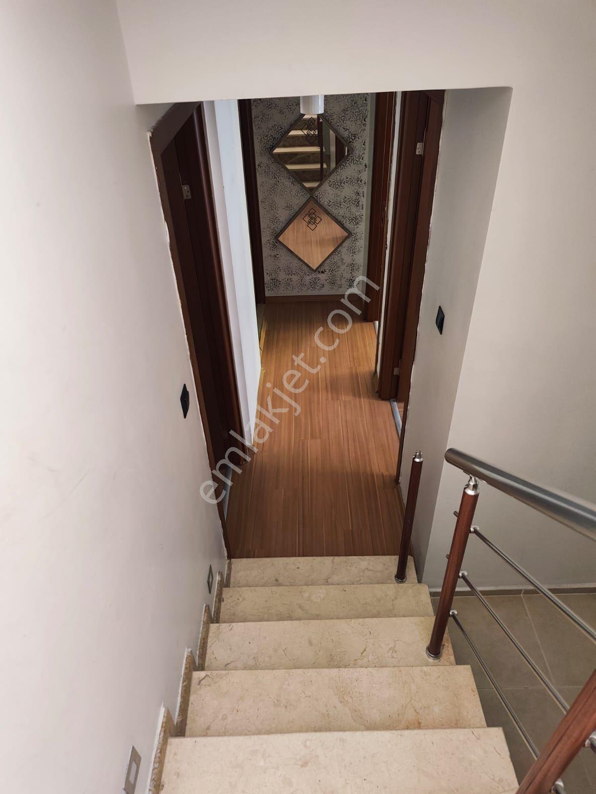 Küçük Çiğli 4+1 Bahçe Dubleksi Kapalı Otoparklı Daire — fotoğraf 10