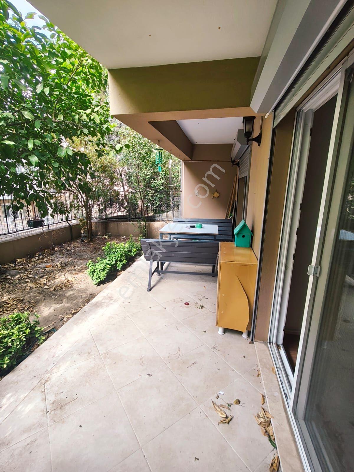 Küçük Çiğli 4+1 Bahçe Dubleksi Kapalı Otoparklı Daire — fotoğraf 16