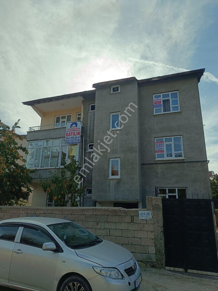 Şerefiye Mh. Satılık 800 M2 Arsa 4 Daire 300 M2 Ağaçlı Bahçe — fotoğraf 2