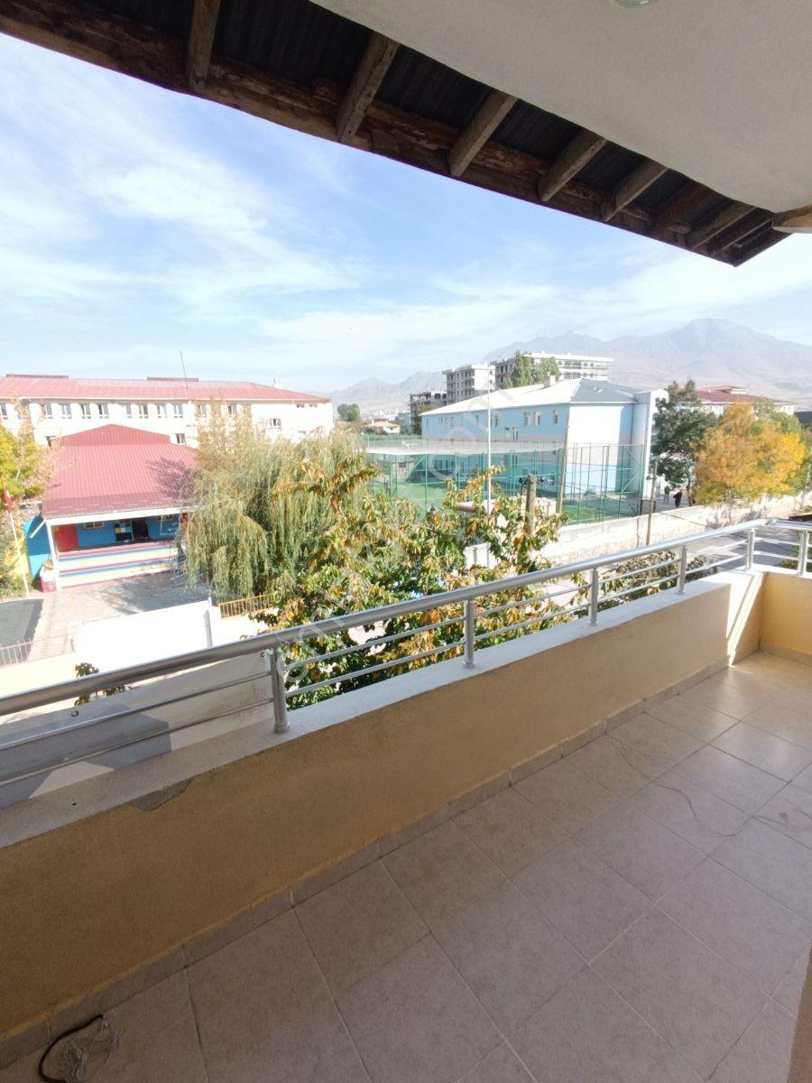 Şerefiye Mh. Satılık 800 M2 Arsa 4 Daire 300 M2 Ağaçlı Bahçe — fotoğraf 14