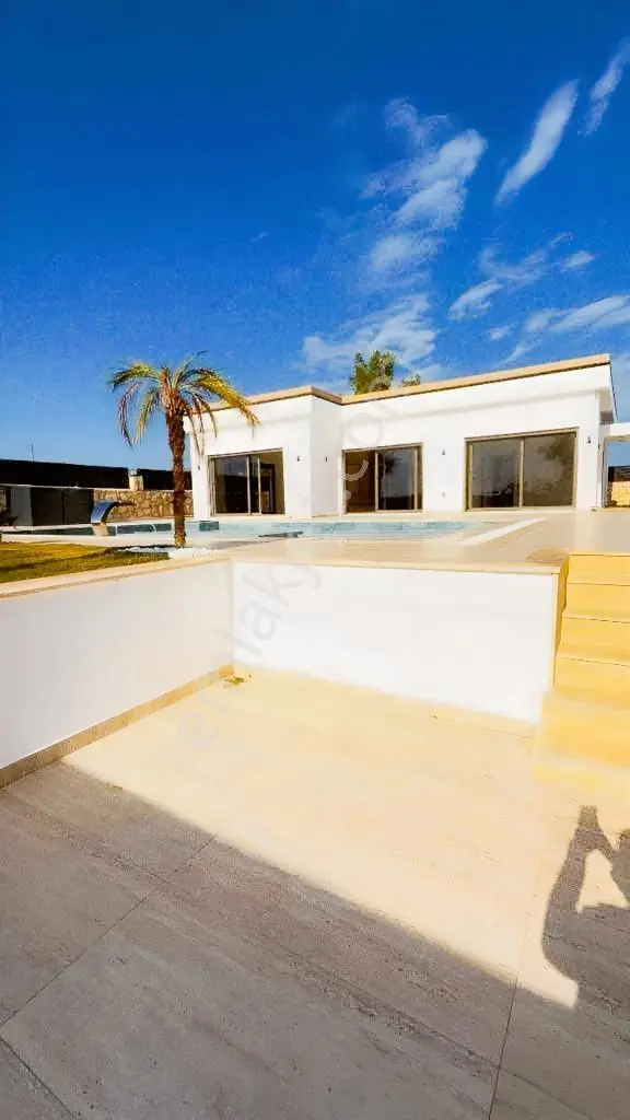 Didimde Doğa İle İç İçe Tek Katlı 3+1 Akıllı Sistem Özel Villa — fotoğraf 9