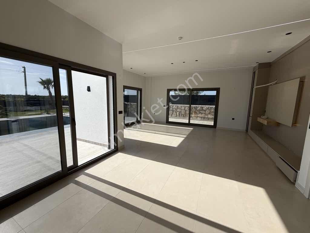 Didimde Doğa İle İç İçe Tek Katlı 3+1 Akıllı Sistem Özel Villa — fotoğraf 17