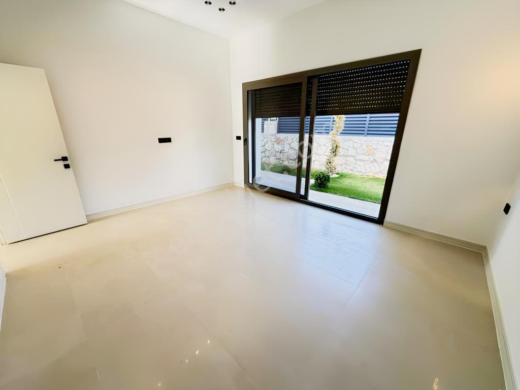 Didimde Doğa İle İç İçe Tek Katlı 3+1 Akıllı Sistem Özel Villa — fotoğraf 24