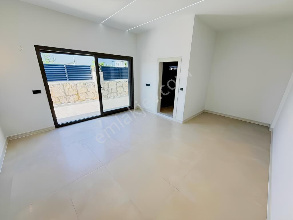 Didimde Doğa İle İç İçe Tek Katlı 3+1 Akıllı Sistem Özel Villa — fotoğraf 30