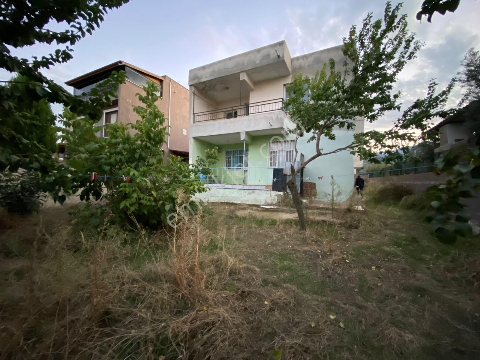 Bahçeli 2 Katlı Müstakil Ev — fotoğraf 7