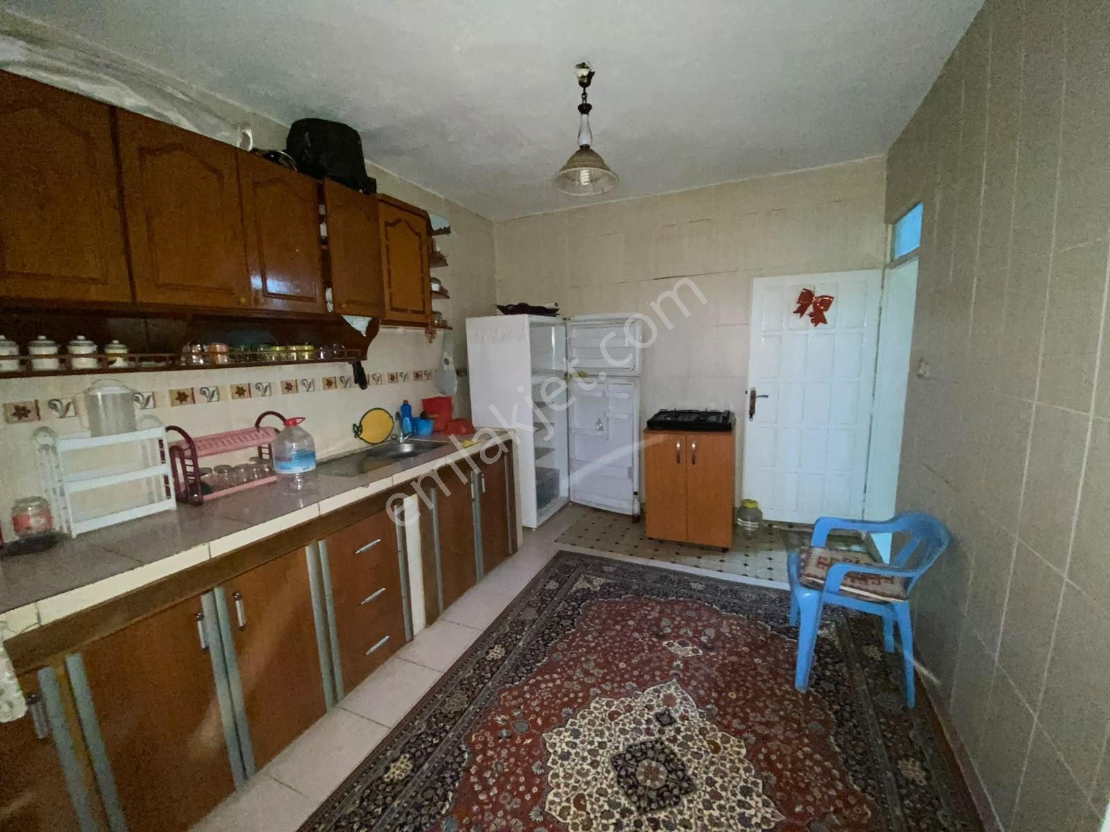 Bahçeli 2 Katlı Müstakil Ev — fotoğraf 10