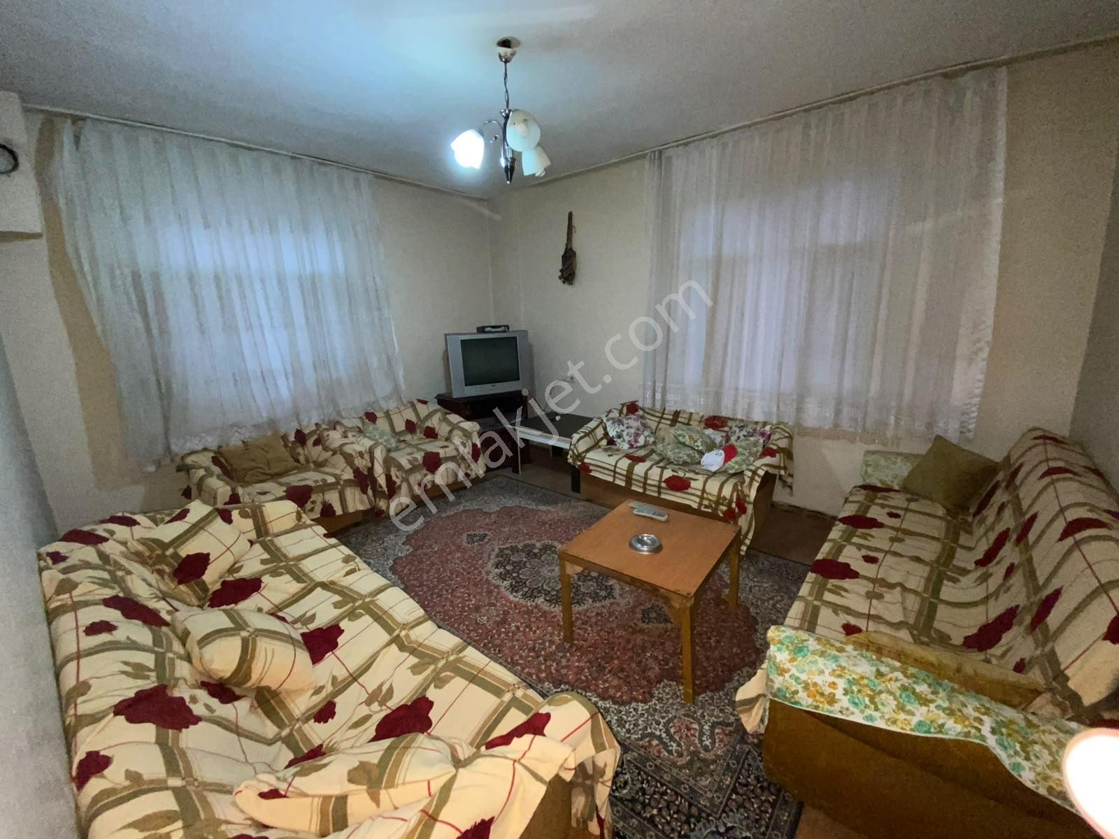 Bahçeli 2 Katlı Müstakil Ev — fotoğraf 15