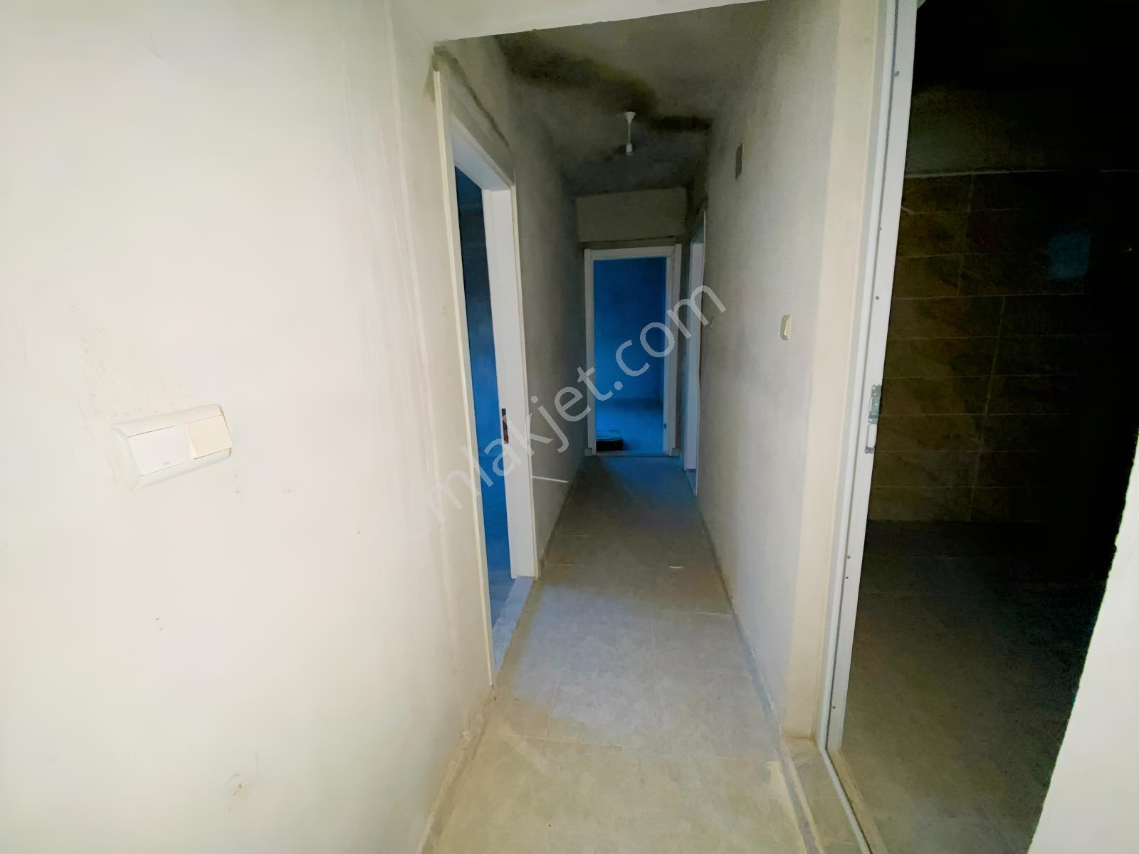 Bahçeli 2 Katlı Müstakil Ev — fotoğraf 31