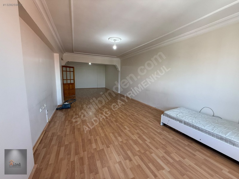 Aldağ Gayrimenkul'den Terminal Caddesin'de Kiralık 3+1 Daire — fotoğraf 7
