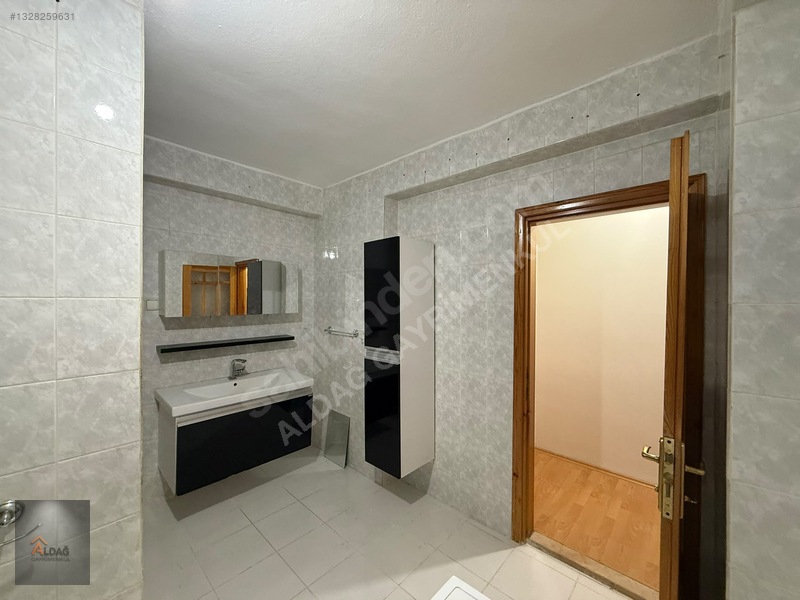 Aldağ Gayrimenkul'den Terminal Caddesin'de Kiralık 3+1 Daire — fotoğraf 20