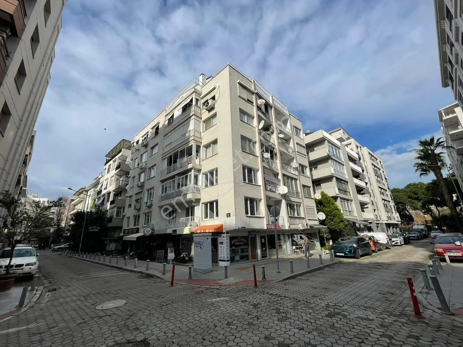 49 İzmir Konak Kültür Mahallesi 2+1 Satılık Daire