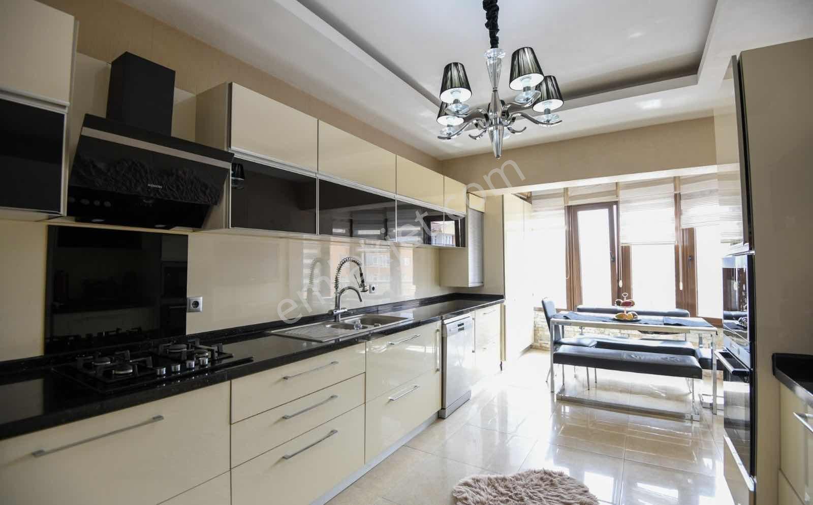 Fetanet Emlaktan Alpaslan Mahalllesinde 4+1 Odalı Ultra Lüks Dai — fotoğraf 23