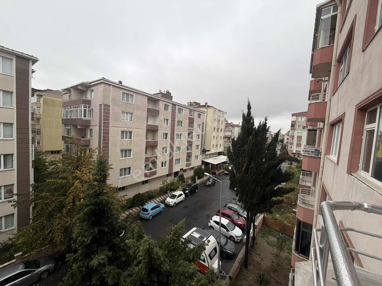 Muhittin Mahallesi'nde Geniş Masrafsız 3+1 Satılık Daire — fotoğraf 5