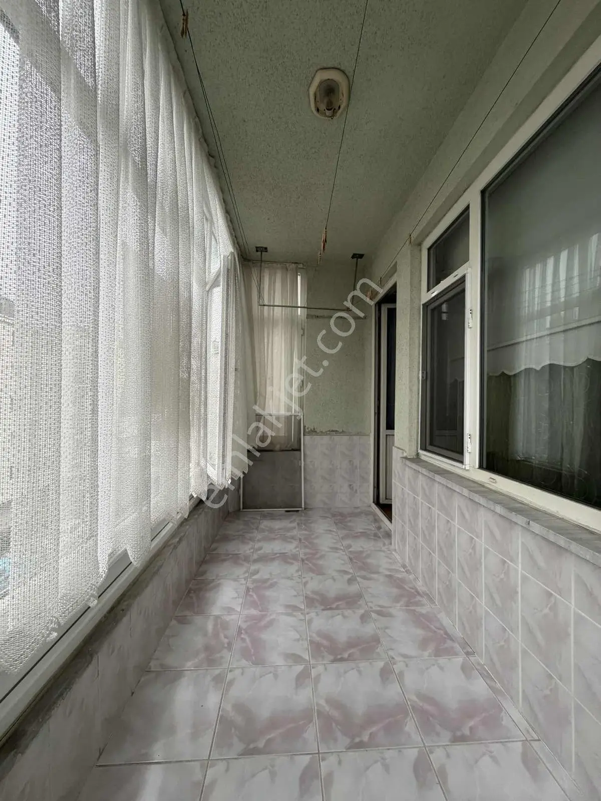 Muhittin Mahallesi'nde Geniş Masrafsız 3+1 Satılık Daire — fotoğraf 13