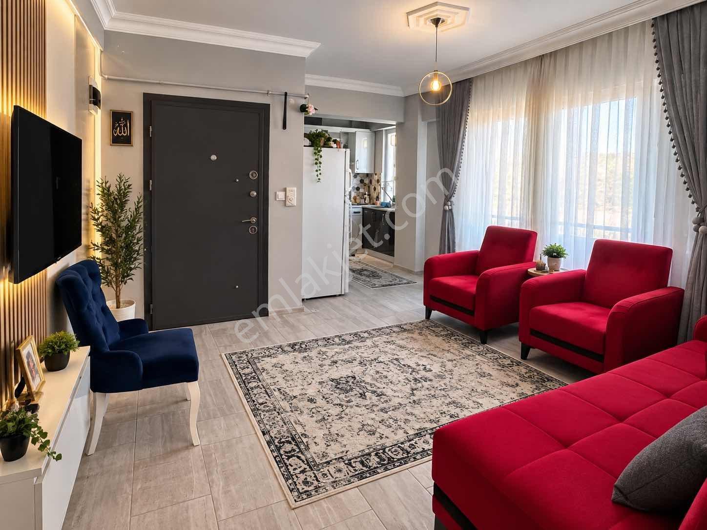 Satılık 1+1 Ful Eşyalı 67 M2 Jandarma Karşısı — fotoğraf 6