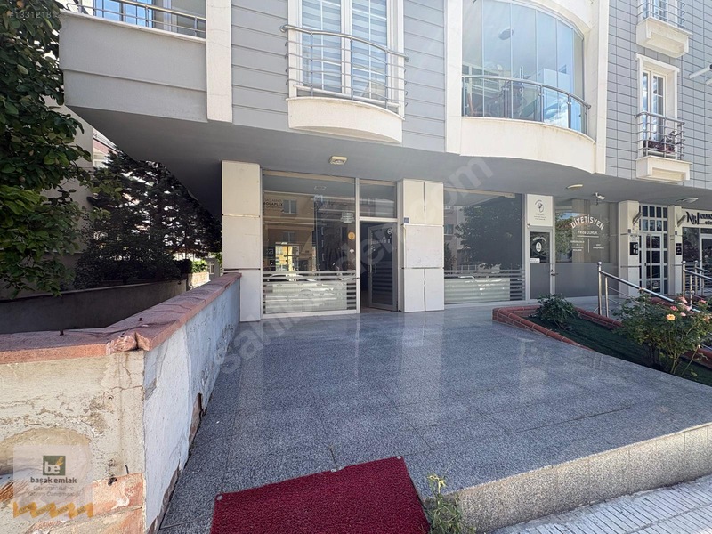 Bahçeli İlkokulu Karşısı Geniş Cepheli Dükkan İşyeri