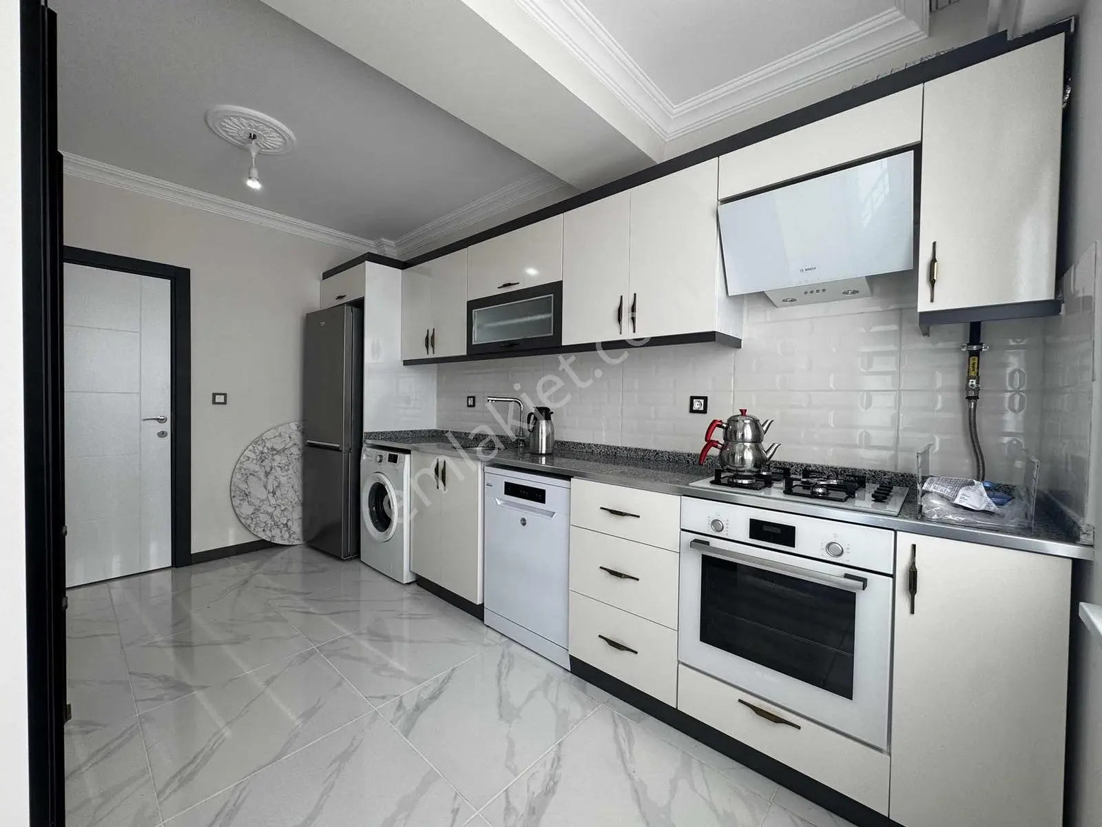 Cadde Gayrimenkul'den Çerkezköy Bağlık'da Arakat 2+1 Daire — fotoğraf 10