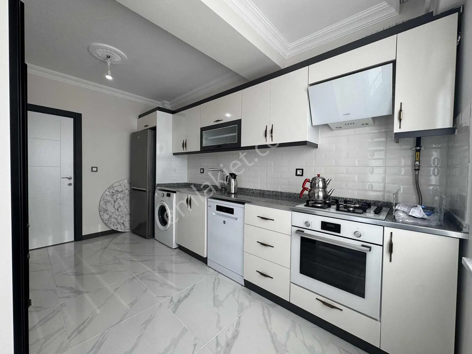 Cadde Gayrimenkul'den Çerkezköy Bağlık'da Arakat 2+1 Daire — fotoğraf 11